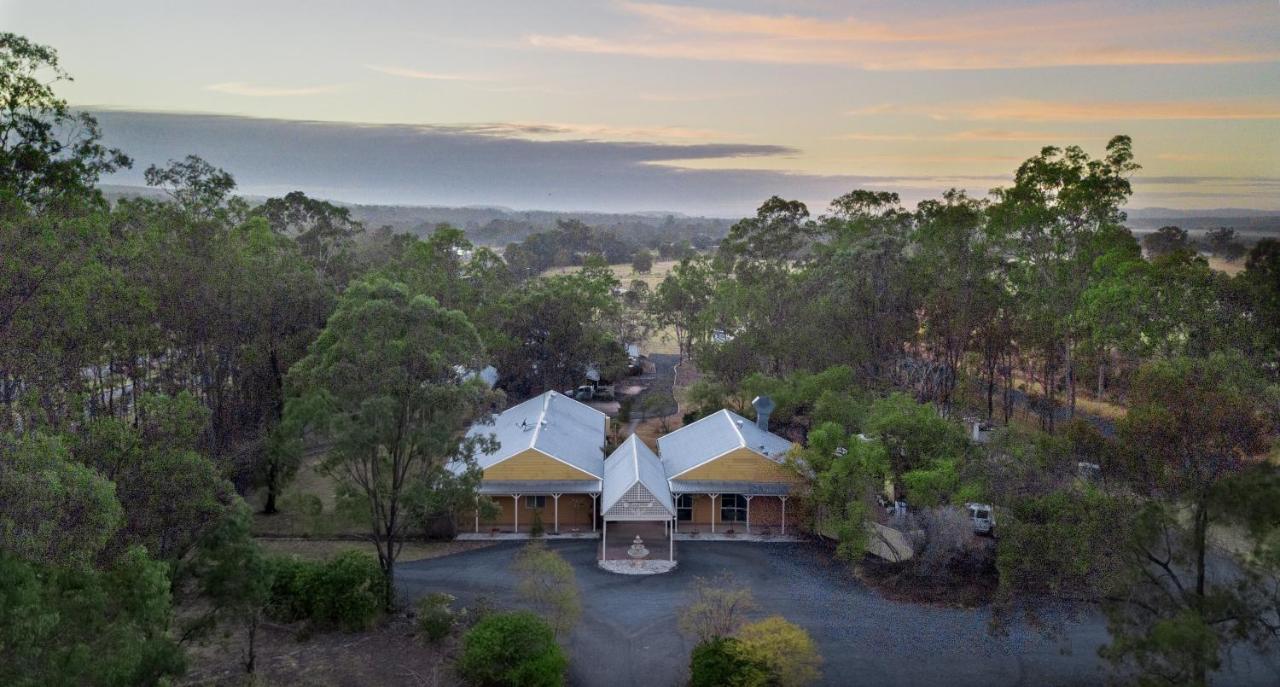 Lockyer Motel Helidon ภายนอก รูปภาพ